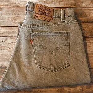 Vintage Levi’s 550 Orange Tab Relaxed Fit Tapered Leg Tan Denim Jeans 90’s 36x34
